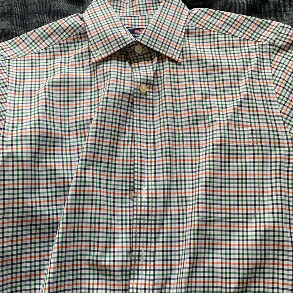 Vineyard vines casual button down
